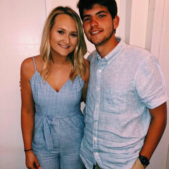 Meet your Posher, Hailey - Picture 1 of 1